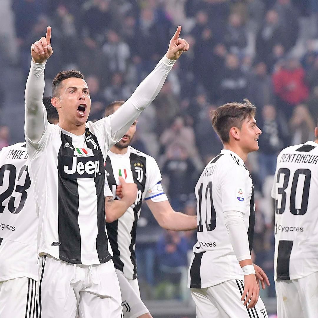 普拉蒂尼等尤文传奇与一线队见面，并参观海瑟尔惨案纪念碑（普拉蒂尼等尤文名宿与一线队会合，赴海瑟尔惨案纪念碑致敬）