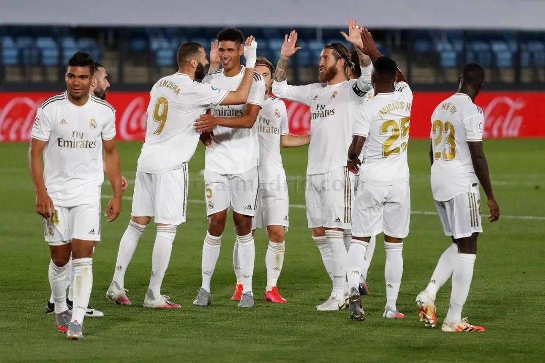 萨利巴复出对手教练下课，阿森纳赛前现变动