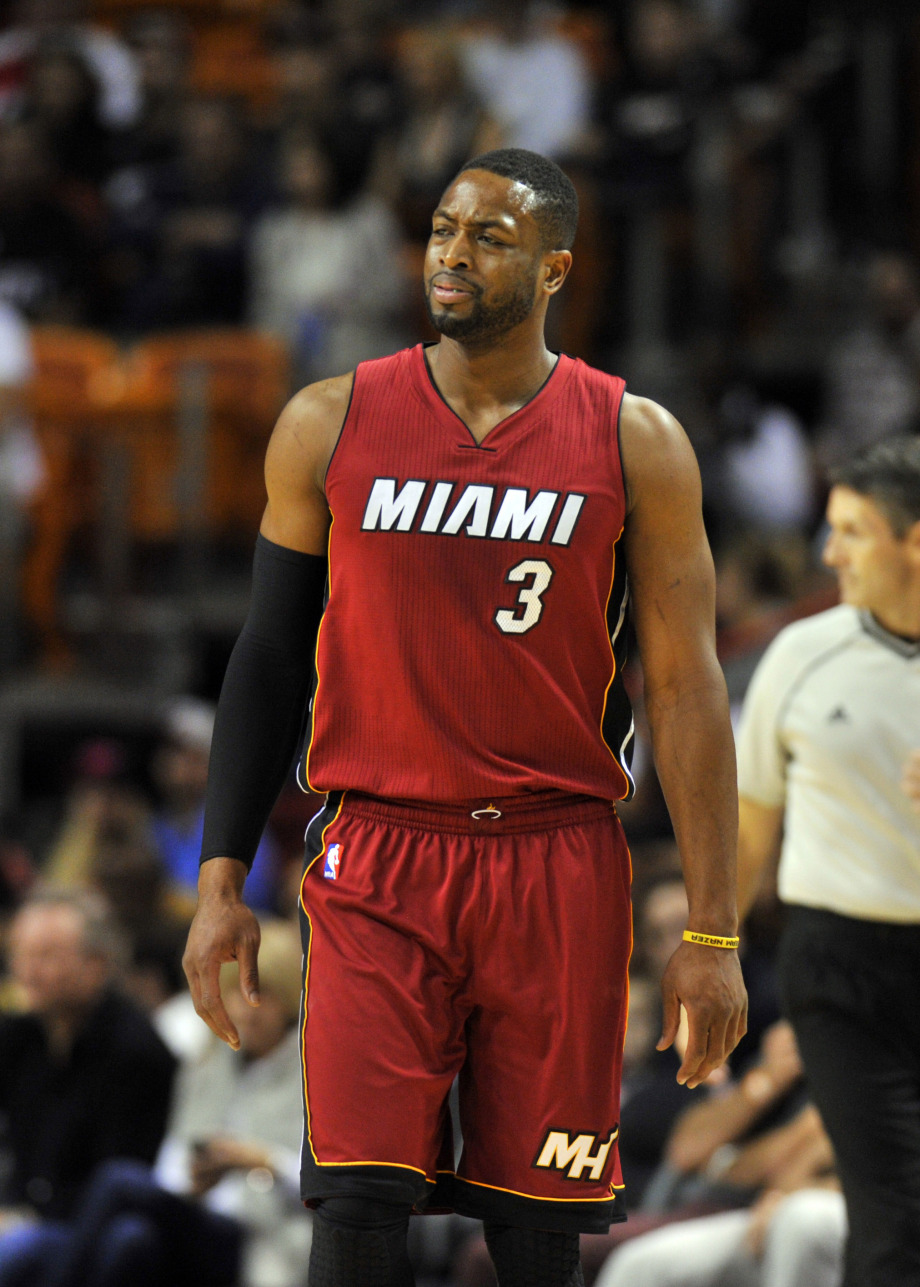 多特防守不稳丢分（多特后防不稳致失分）