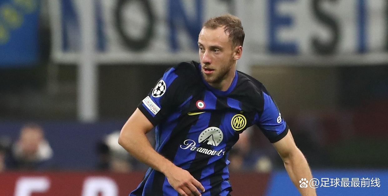 亚冠精英赛积分榜：成都和海港仍列10和12位，町田升至次席