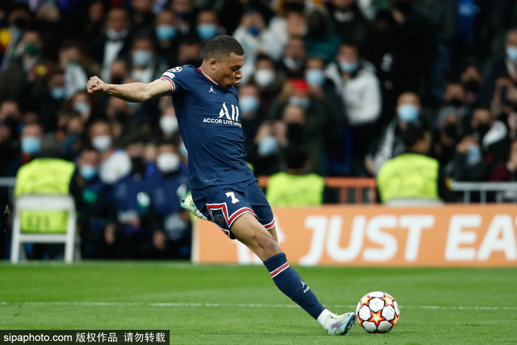 穆里尼奥迎来两场关键战，狂人依然骄傲，本赛季大有希望夺冠（穆里尼奥两场硬仗在即，狂人依旧桀骜，本季冲冠前景可期）