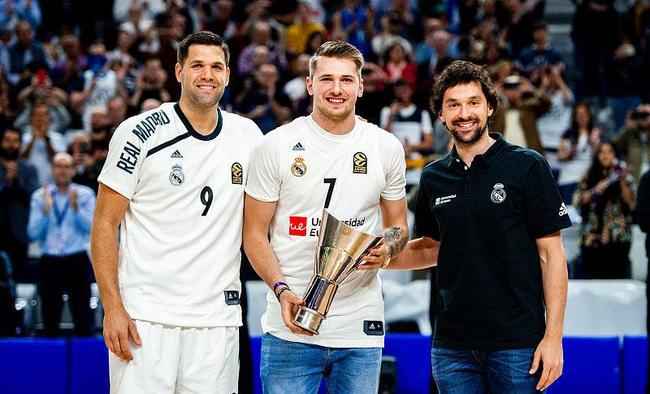 尼日利亚队收到足协支付的奖金，已恢复训练备战世预赛（足协奖金到位，尼日利亚队重启训练备战世预赛）