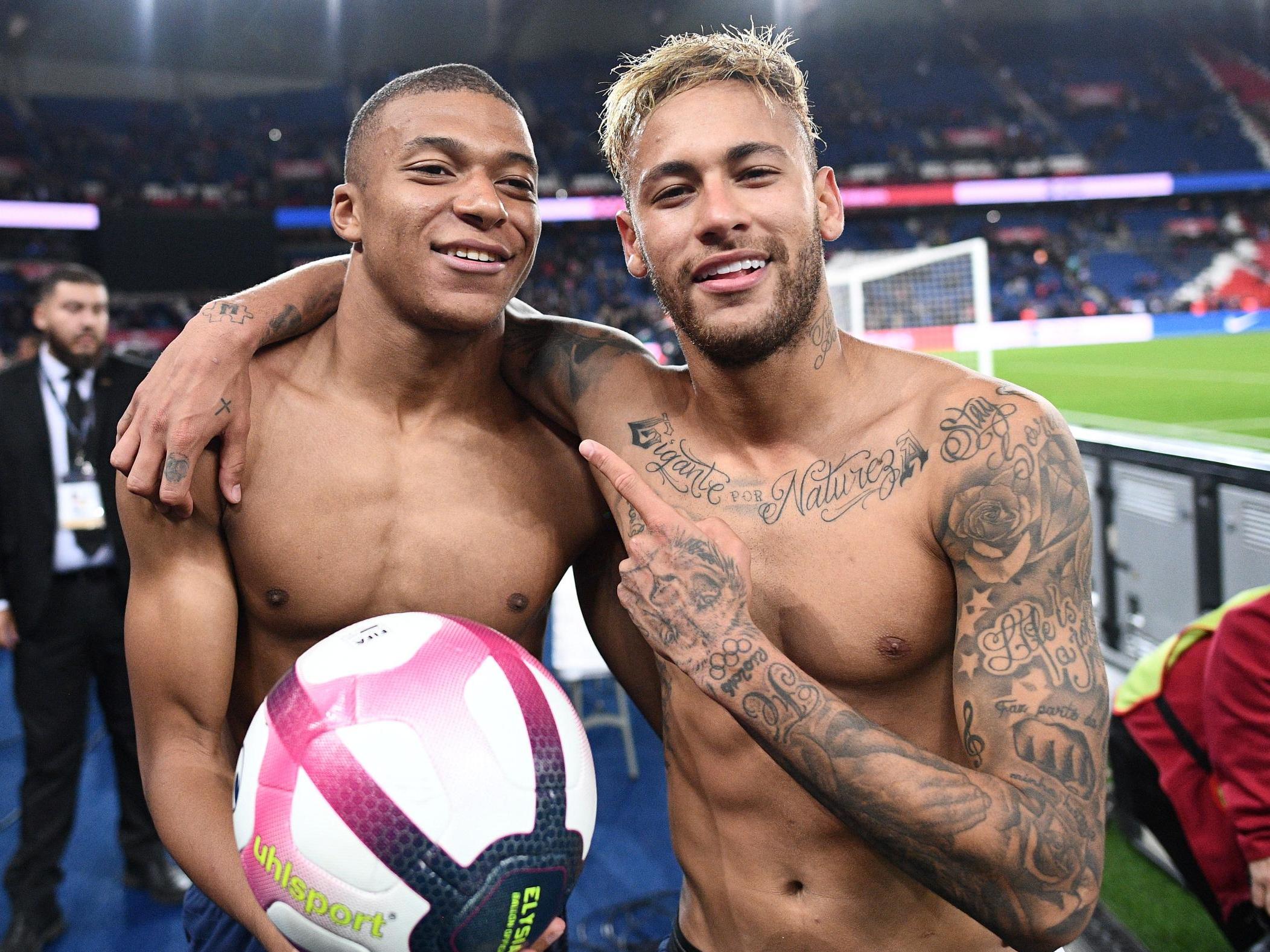 刘若钒：给自己的赛季表现打及格分；穆斯卡特提高了我的自信（刘若钒自评赛季仅及格，称穆斯卡特让他更自信）